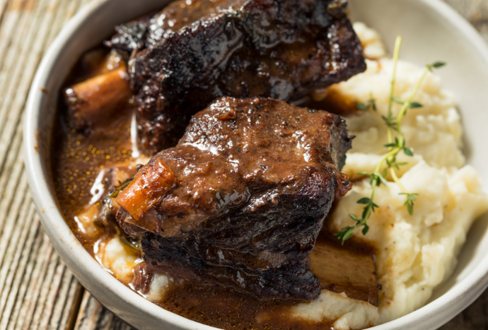 Short Ribs with Mashed Potatoes and Firecracker Sauce